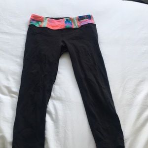 Ivivva cropped reversible leggings